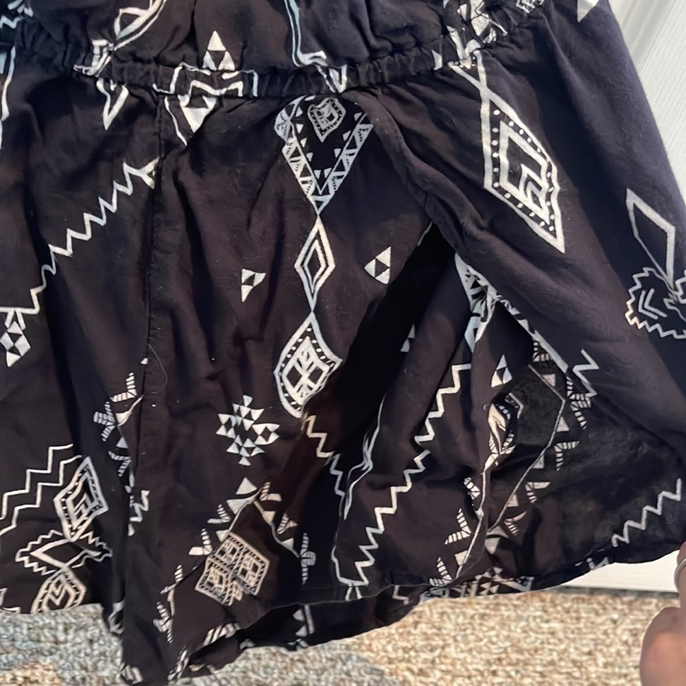 Billabong Strapless Romper ⚡️ Aztec Print - Picture 2 of 4